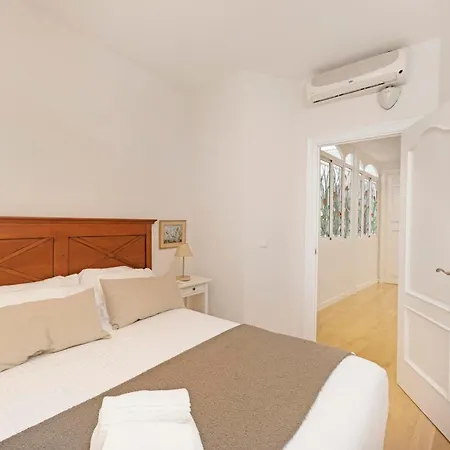 Apartment Holidays2malaga Correo Viejo Next Cathedral With French Balconies Malaga